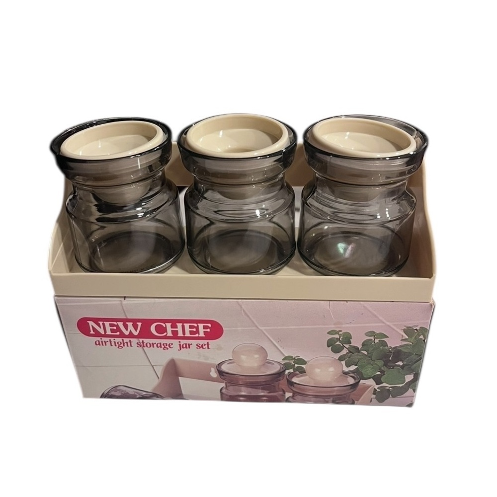 NEW NOS Vtg Chefs Airtight Storage Utility Jars w/ Wall
Shelf Hong Kong